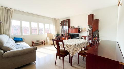 Foto 2 de Piso de alquiler en Canaletes - Turonet, Cerdanyola del Vallès