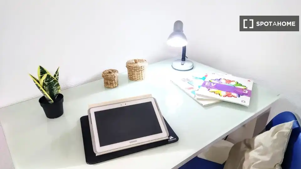 Room in Zona Concordia