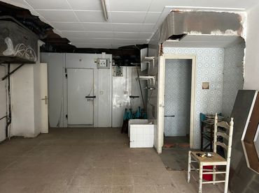 Locale commerciale in affitto a Els Pins