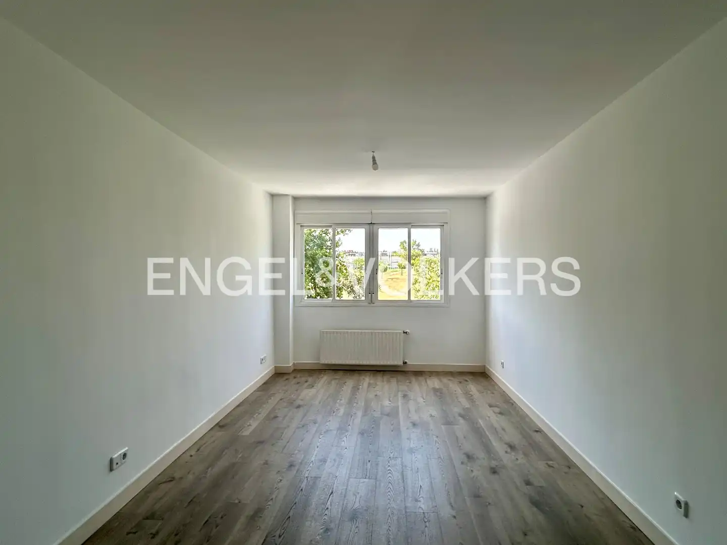 Bedroom of Flat for sale in Alcobendas  with Heating, Storage room and Swimming Pool