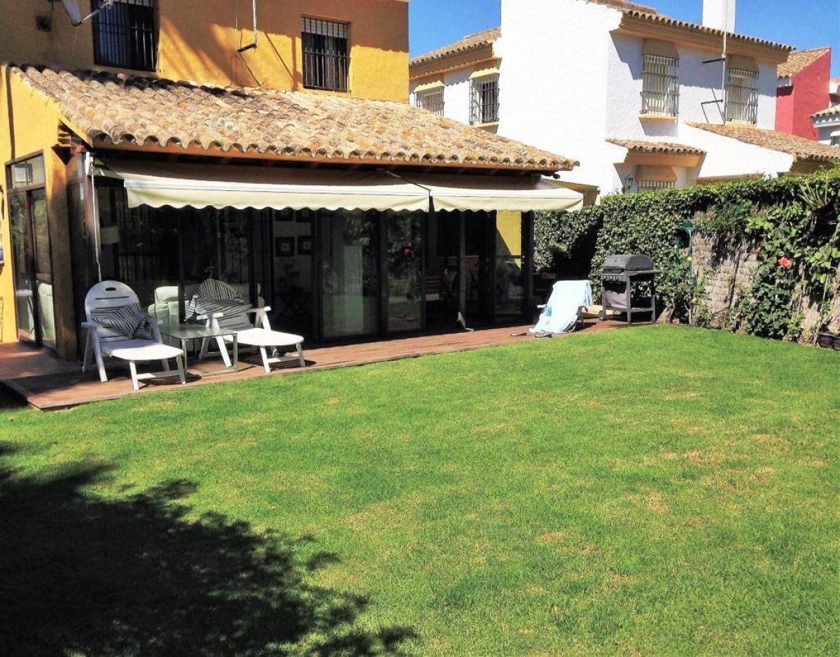 Garden of House or chalet for sale in El Puerto de Santa María  with Air Conditioner, Private garden and Terrace