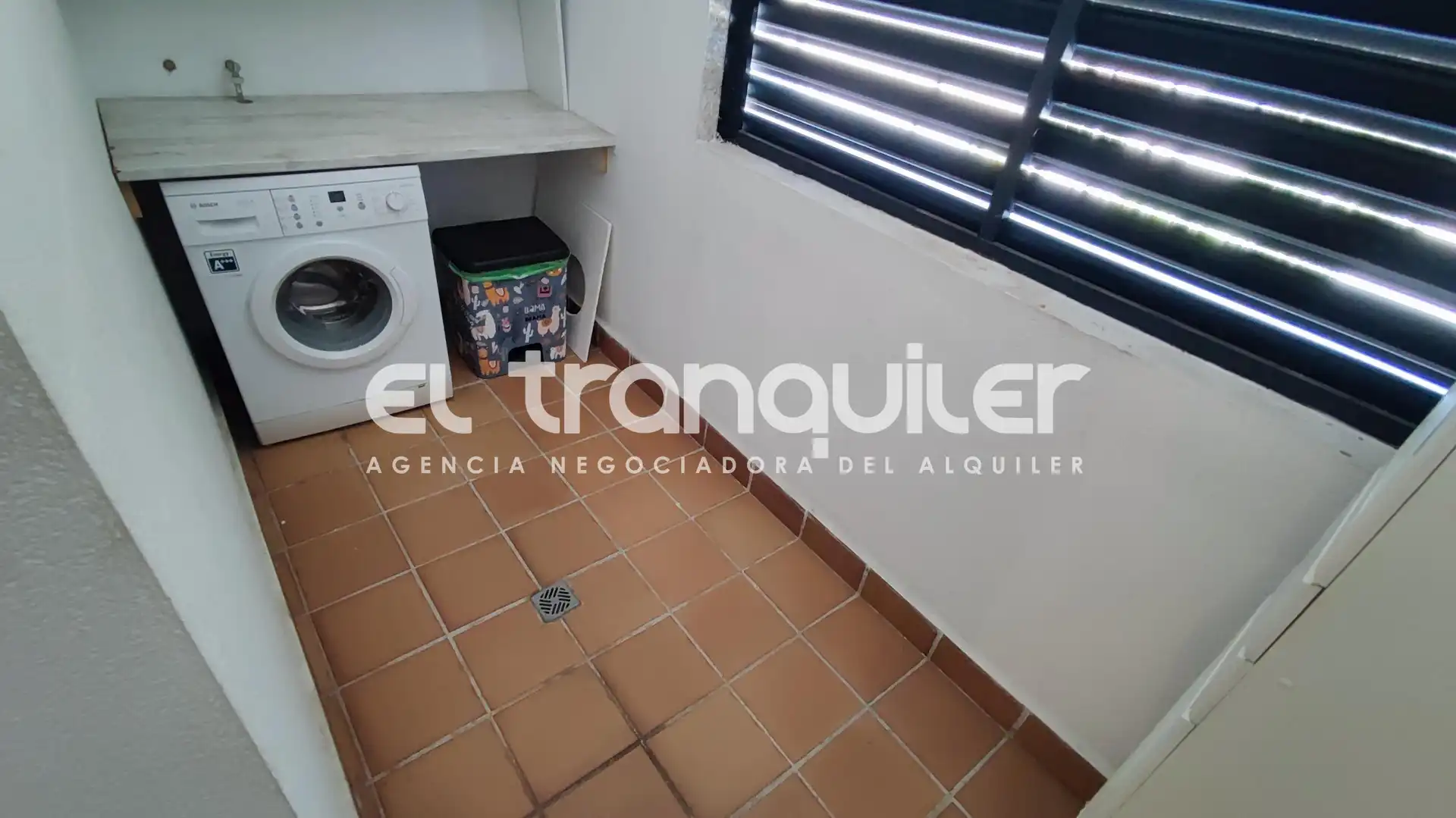 Flat for rent in Calle Tubas, Cuatro vientos