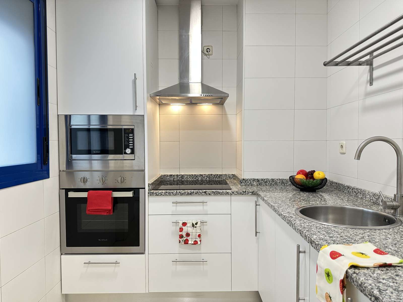 Cuina de Apartament per a compartir en  Madrid Capital amb Aire condicionat, Calefacció i Terrassa