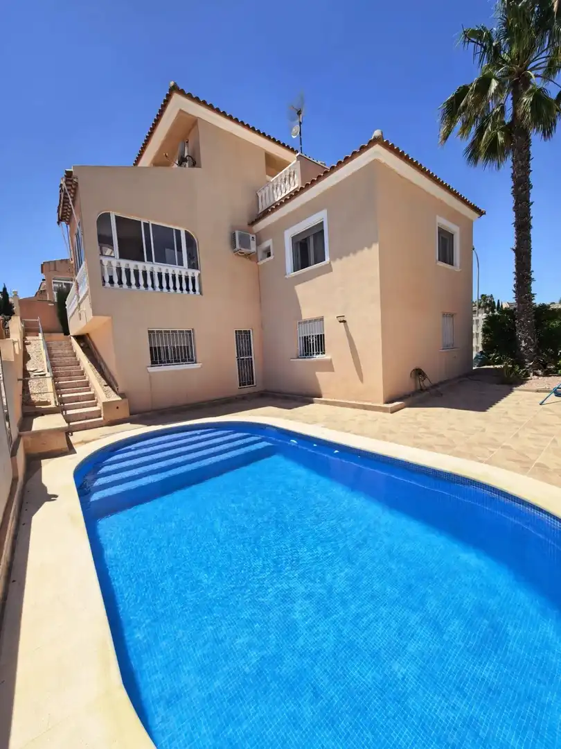 Villa avec piscine à vendre à Calle HUELVA ALDEA DEL MONTE, imagen 2