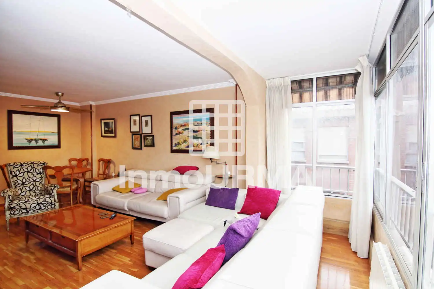 Sala d'estar de Àtic en venda en Alicante / Alacant amb Aire condicionat, Calefacció i Parquet