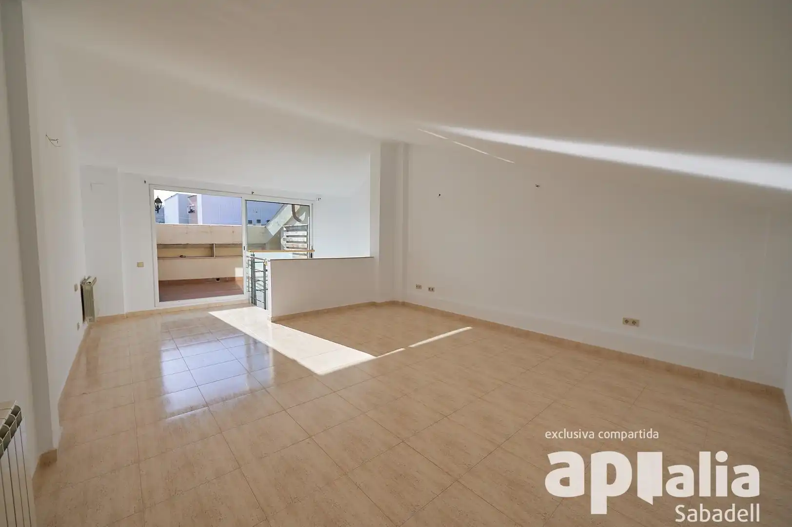 Wohnzimmer von Einfamilien-Reihenhaus zum Verkauf in Sentmenat