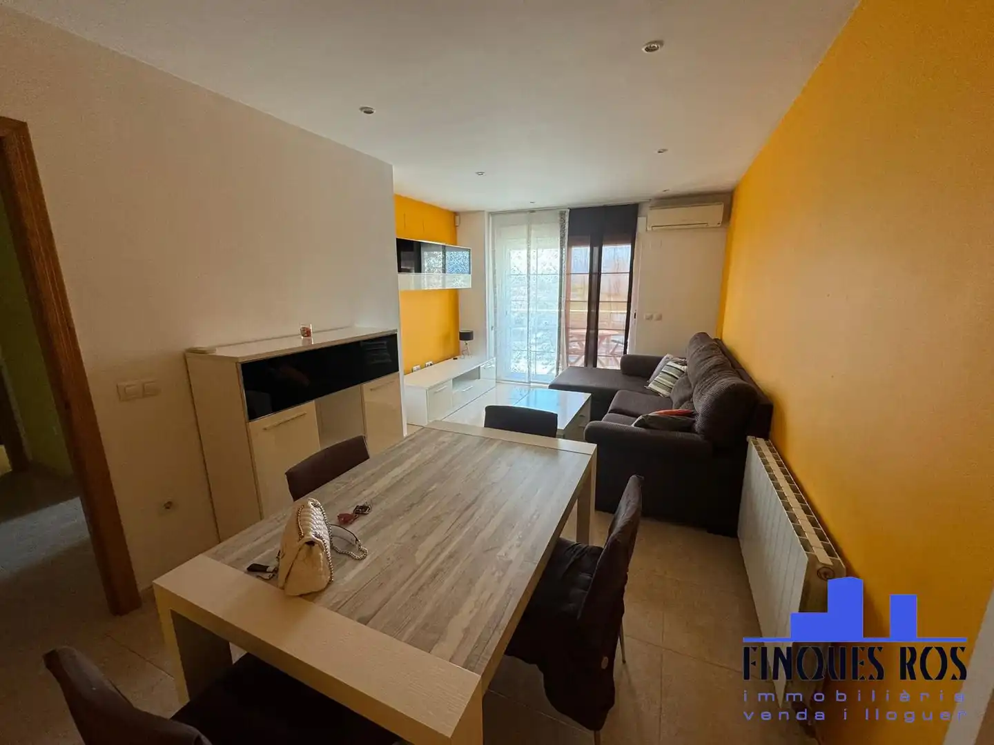Living room of Flat for sale in Vinaròs  with Air Conditioner, Heating and Terrace