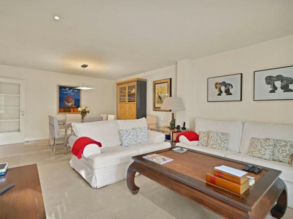 Living room of Planta baja to rent in Marbella  with Air Conditioner, Heating and Terrace