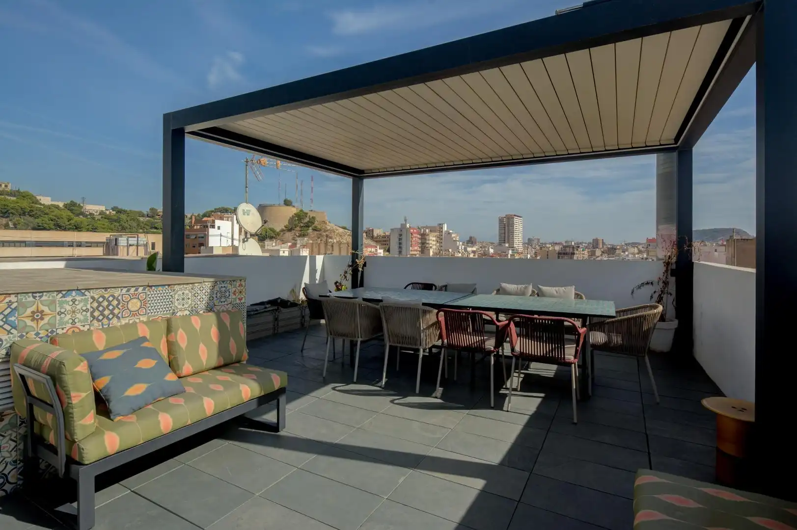 Penthouse with terrace for sale in Avenida GENERAL MARVA 26, imagen 2