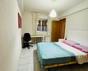 Bedroom of Flat to rent in Salamanca Capital