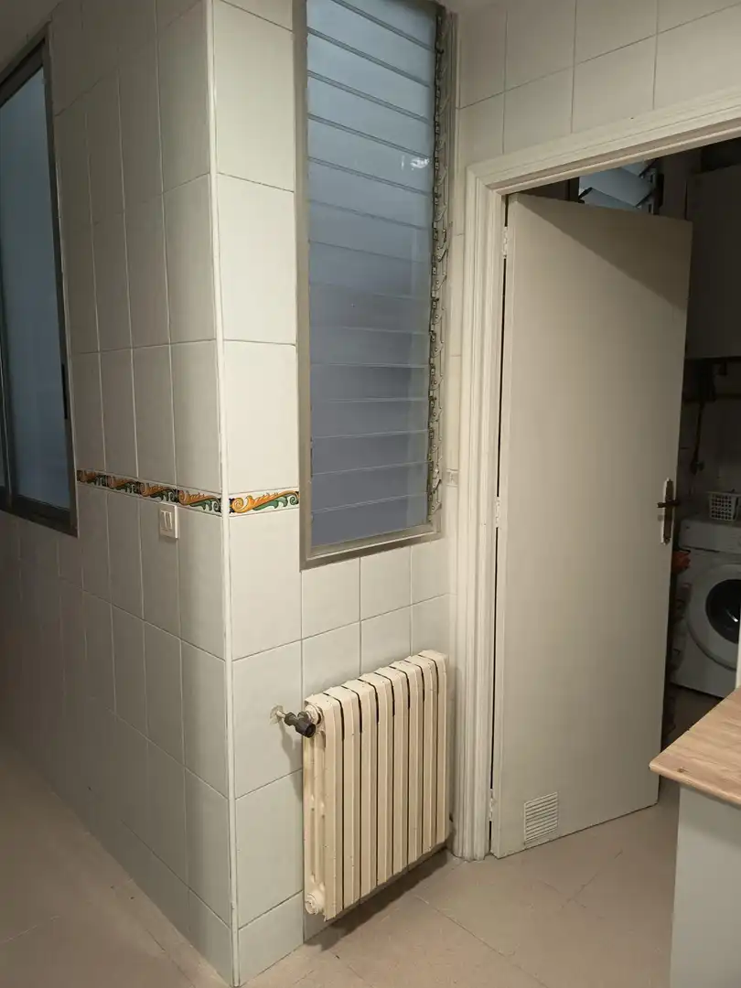 Baño de Piso en venta en Castellón de la Plana / Castelló de la Plana con Calefacción y Trastero