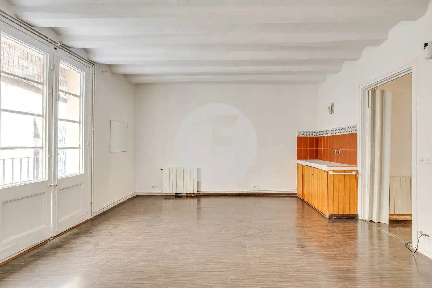 Cocina de Piso en venta en Barcelona con Calefacción y Balcón