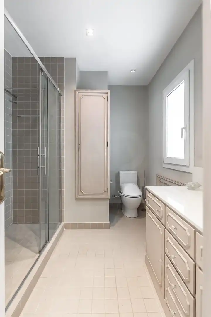 Baño de Casa o chalet de alquiler en Madrid