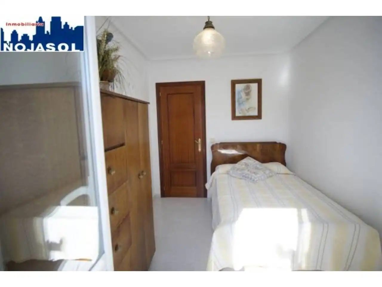Schlafzimmer von Dachboden zur Miete in Noja mit Heizung, Terrasse und Möbliert