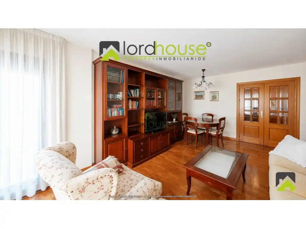 Piso con ascensor en venta en Calle Carmen Ayala Gabarron, imagen 3
