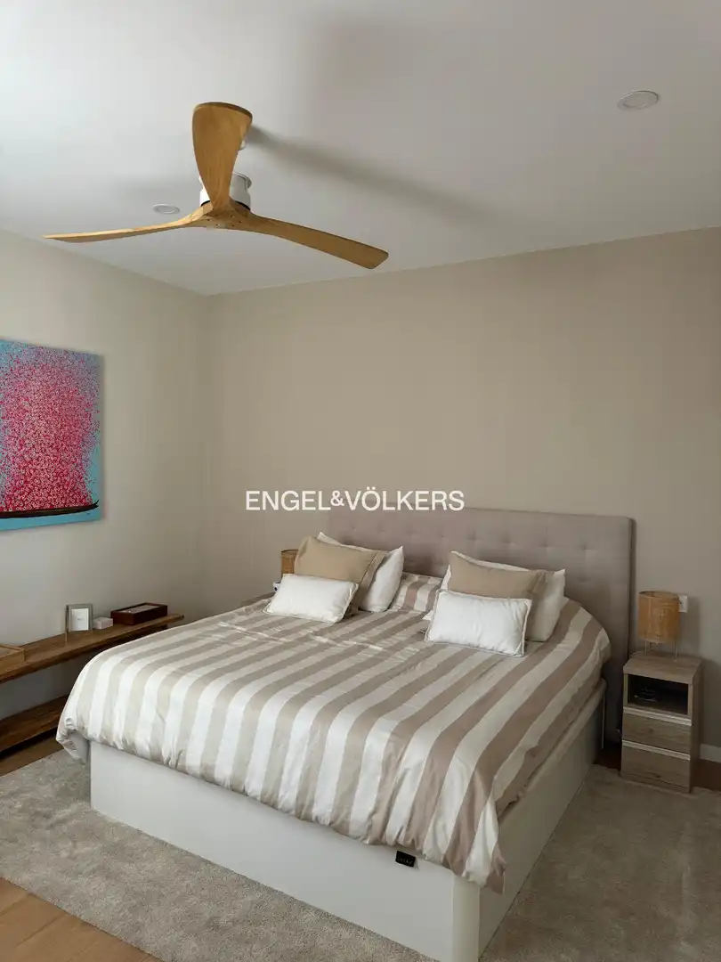 Habitación de Piso de alquiler en Madrid con Calefacción, Parquet y Balcón