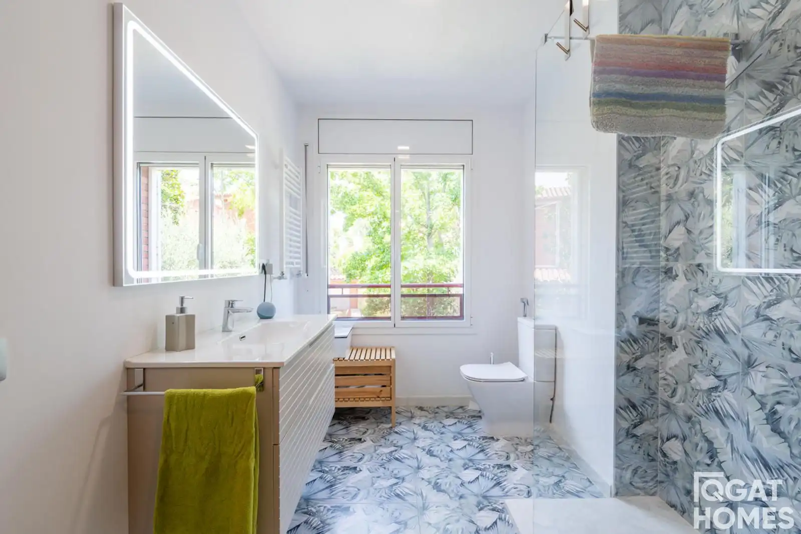 Baño de Casa adosada en venta en Sant Cugat del Vallès con Aire acondicionado, Calefacción y Trastero