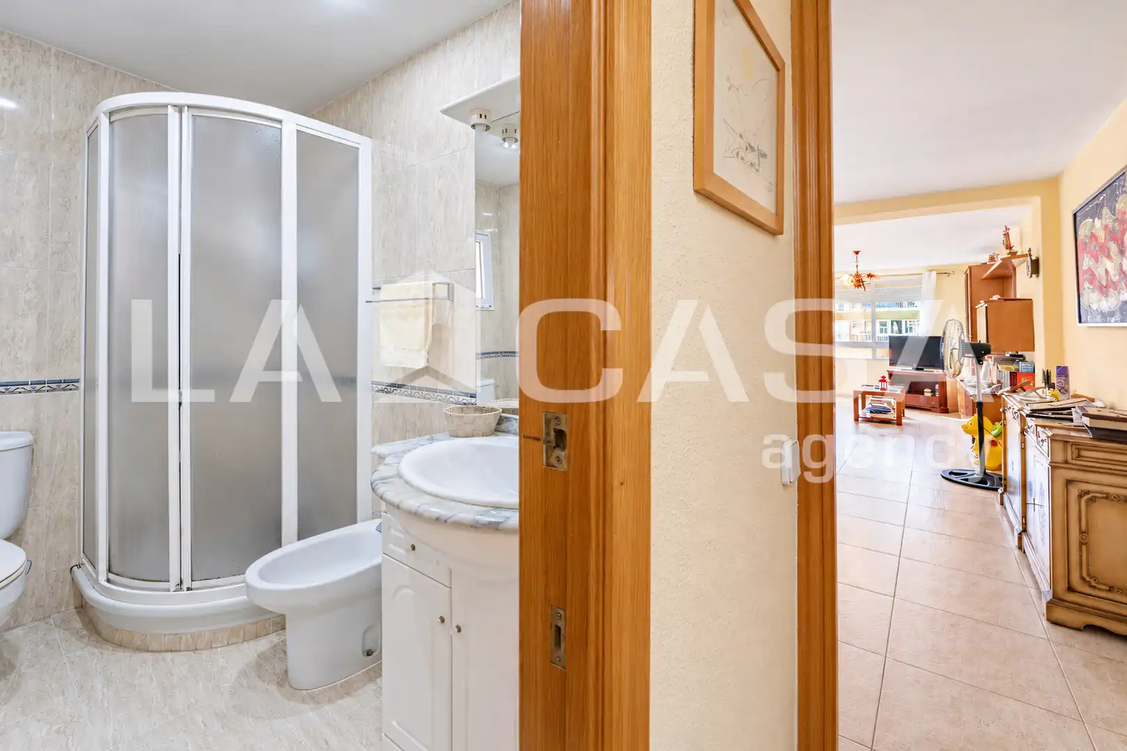 Badezimmer von Wohnung zum Verkauf in Rascanya