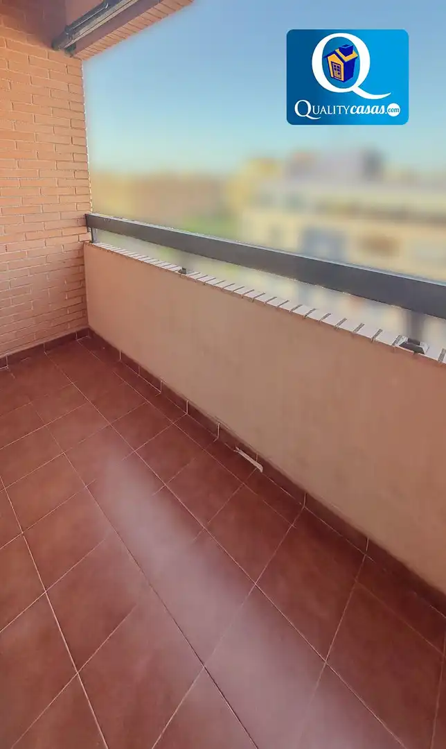 Àtic amb piscina en venda a Garbinet - Vistahermosa, imagen 2