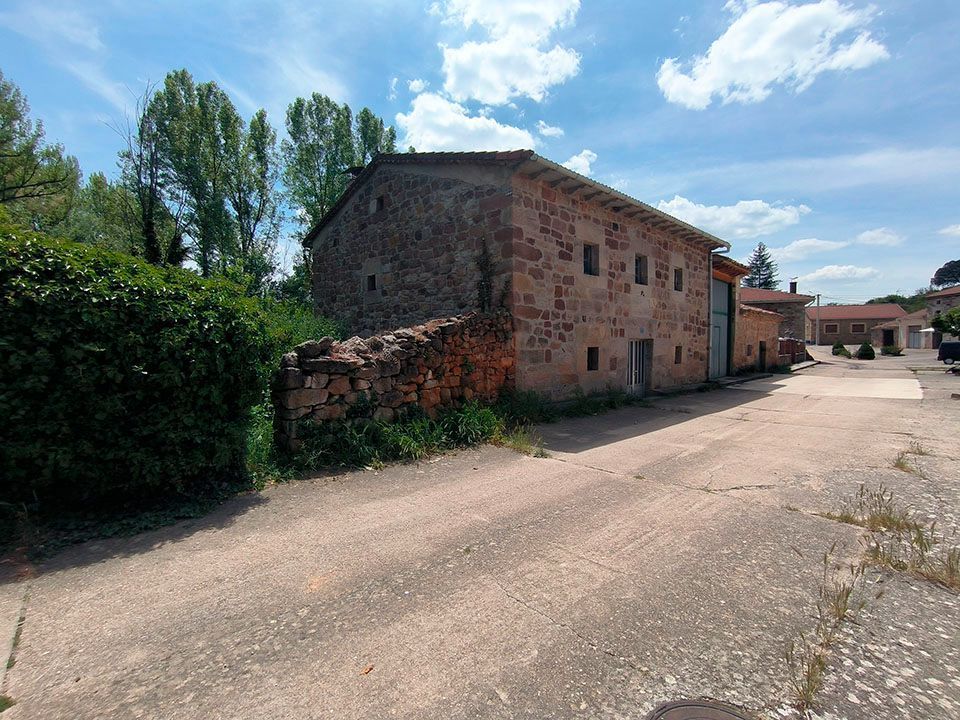 Vista exterior de Casa o xalet en venda en Jaramillo Quemado amb Jardí privat