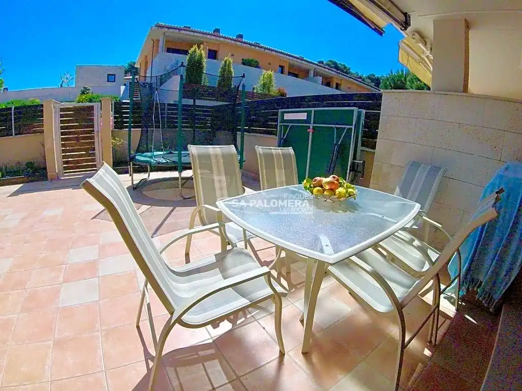 Houses for sale in Santa Clotilde