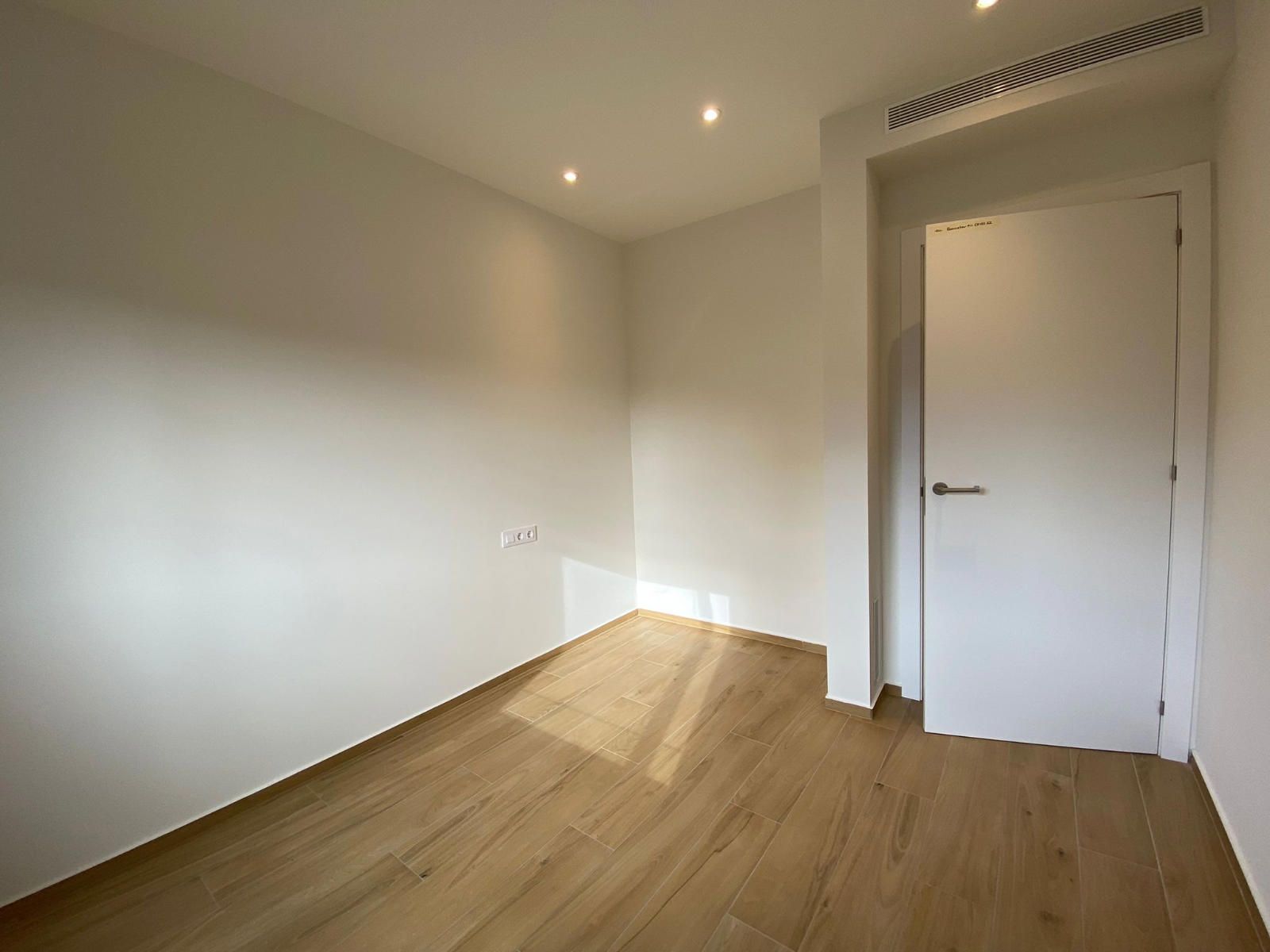 Bedroom of Flat to rent in Sant Feliu de Llobregat  with Air Conditioner, Heating and Terrace