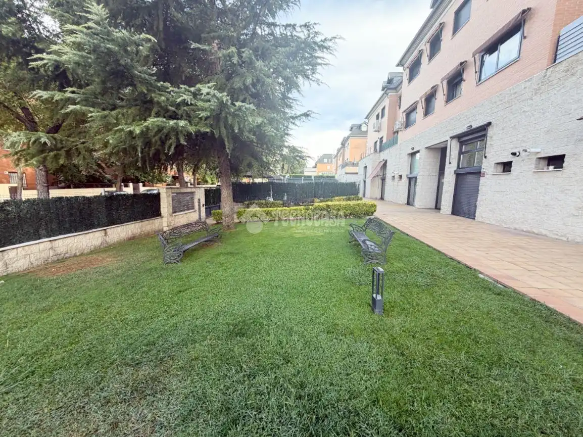 Piso de alquiler en Los Valles