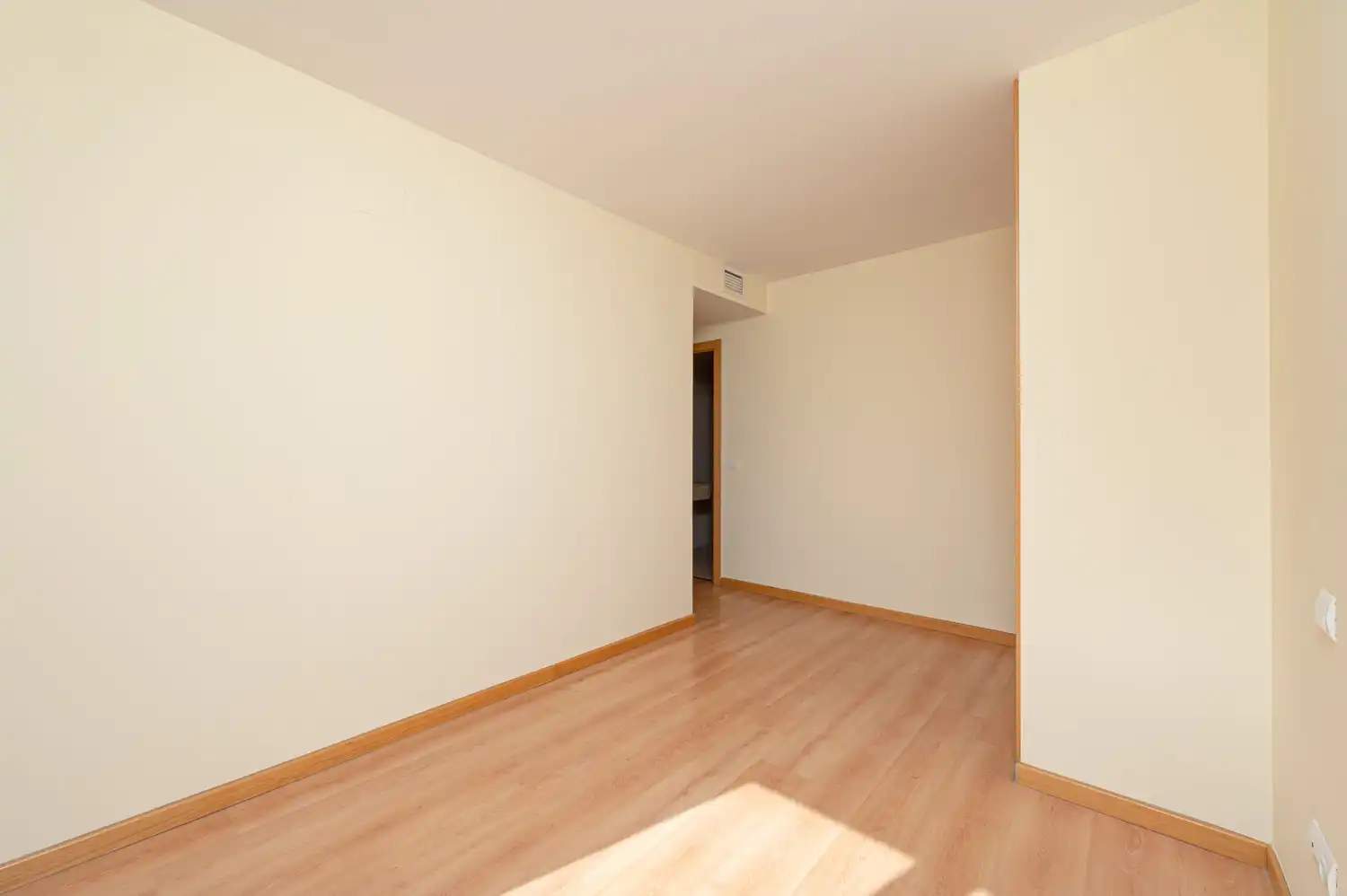 Piso con ascensor en venta en Puentedey 5, imagen 9