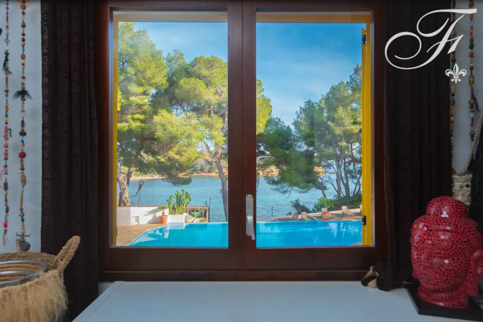 Habitación de Apartamento en venta en Santa Eulària des Riu con Aire acondicionado, Terraza y Piscina comunitaria