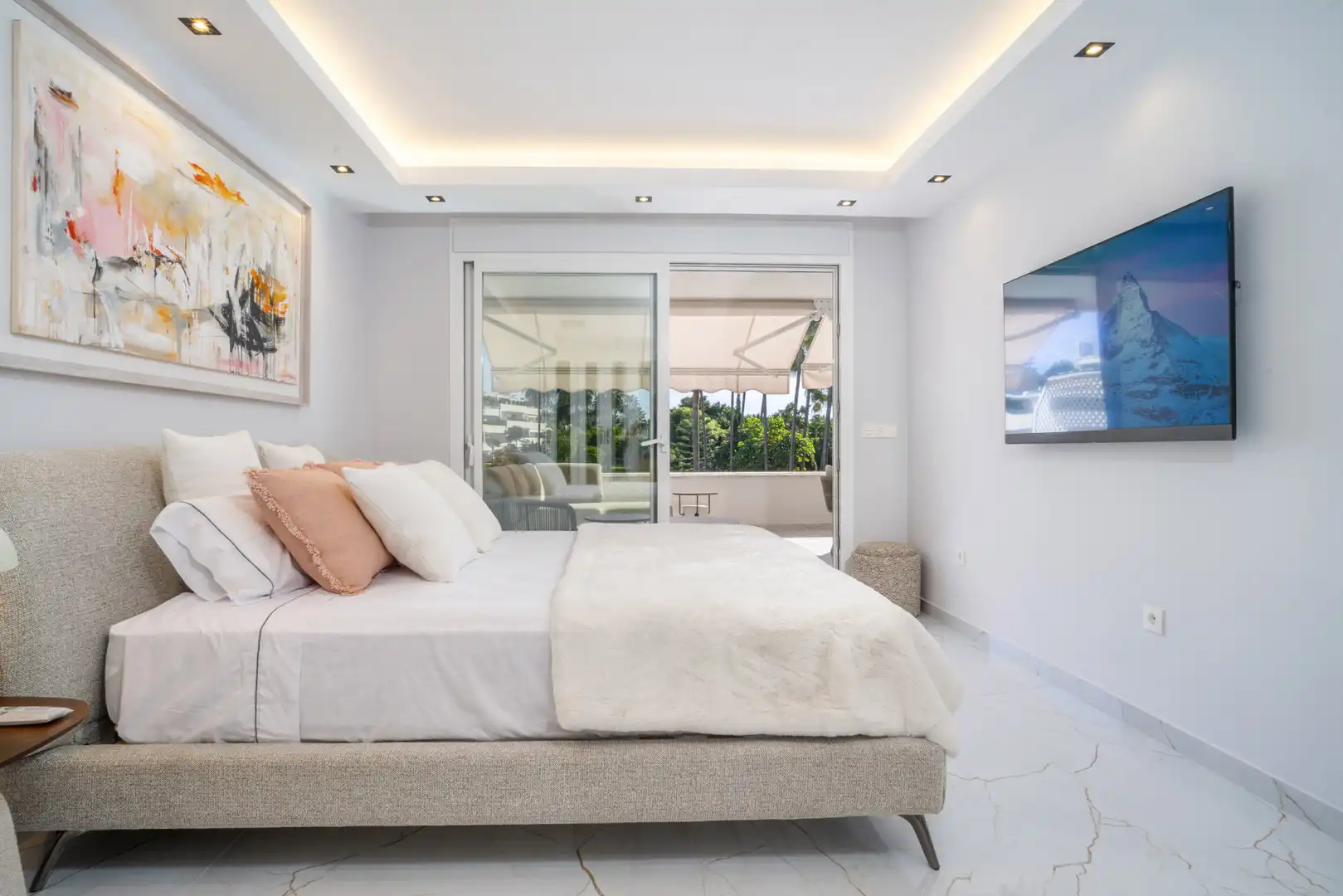 Apartment with pool for sale in Nueva Andalucía, imagen 12