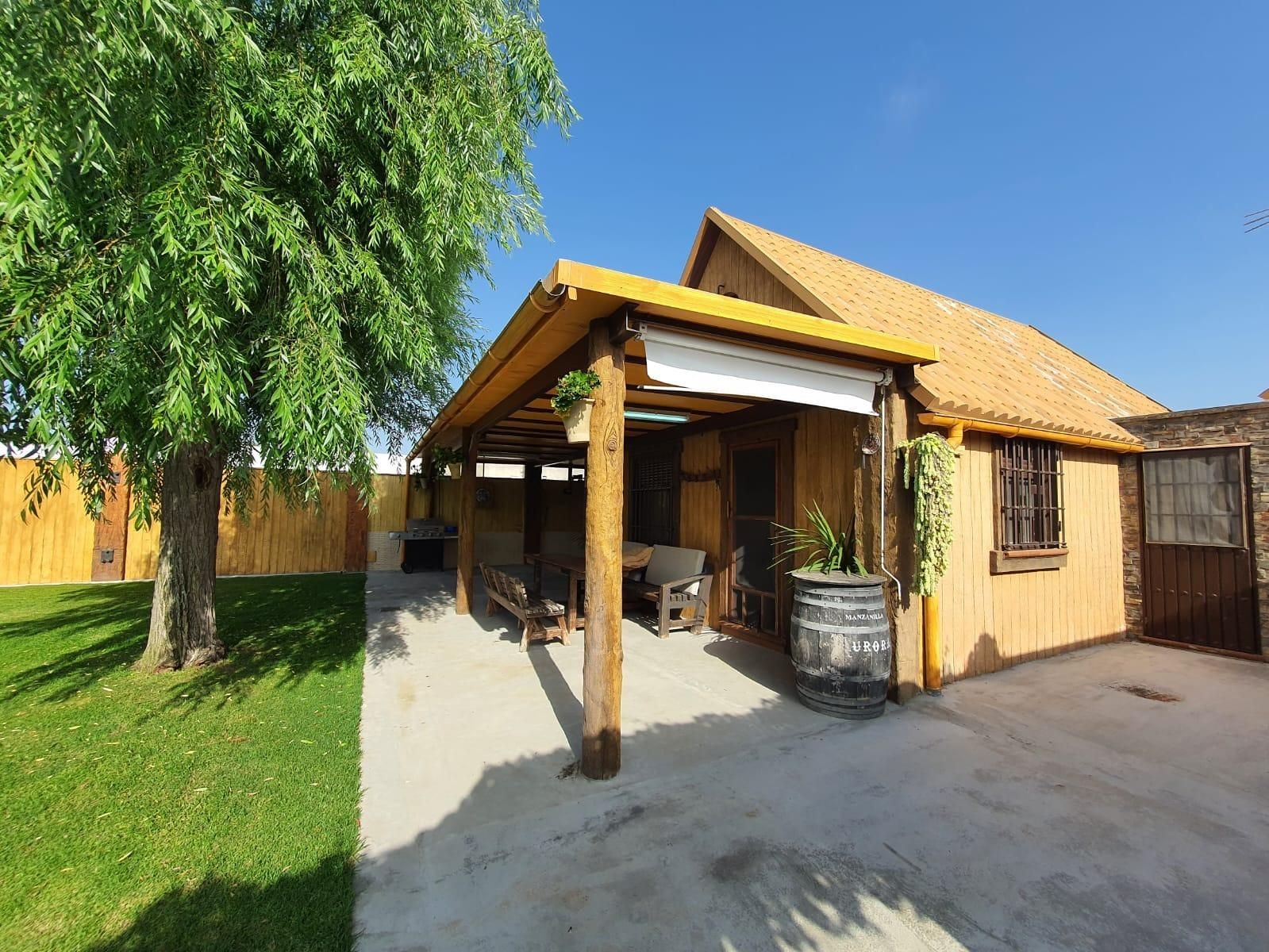 Terrassa de Casa o xalet en venda en Chipiona amb Aire condicionat, Jardí privat i Terrassa