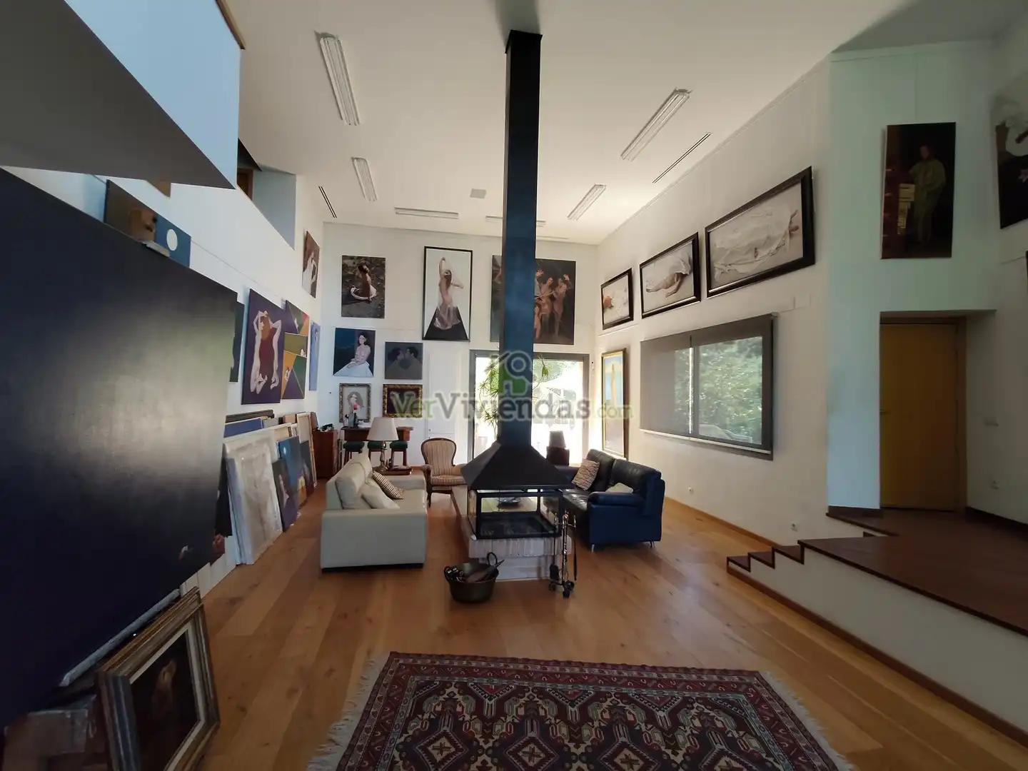 Sala d'estar de Casa o xalet en venda en Sant Cugat del Vallès amb Aire condicionat, Calefacció i Jardí privat