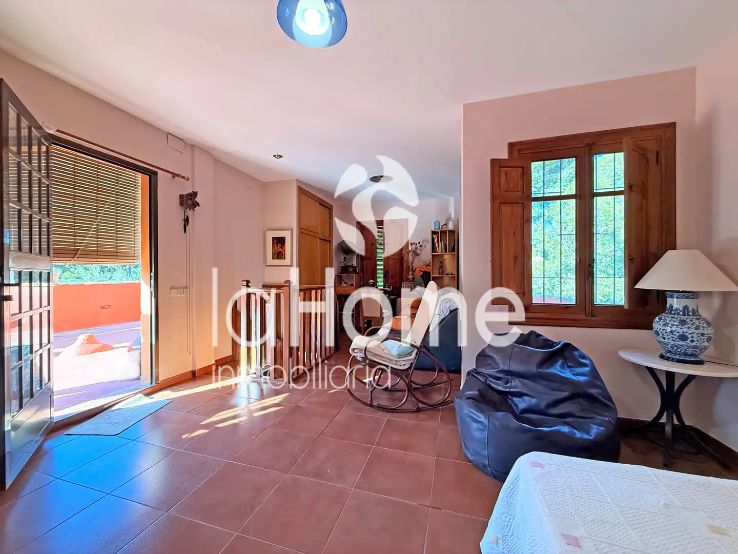 Sala de estar de Casa o chalet en venta en Paterna con Aire acondicionado, Jardín privado y Parquet