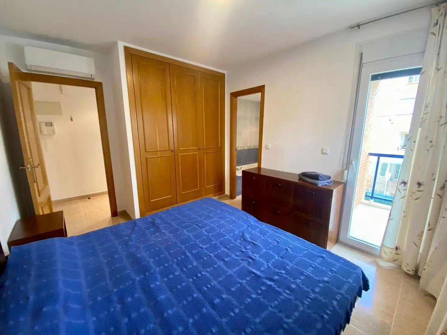 Dormitori de Apartament en venda en Calpe / Calp amb Terrassa i Piscina comunitària