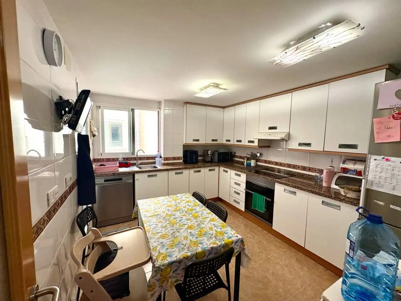 Cocina de Piso en venta en Alicante / Alacant con Aire acondicionado, Trastero y Balcón