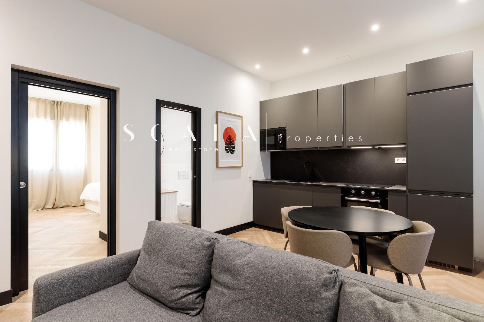 Sala de estar de Piso de alquiler en  Madrid Capital con Aire acondicionado, Calefacción y Amueblado