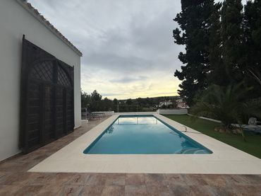 Villa con balcone in vendita a El Montgó