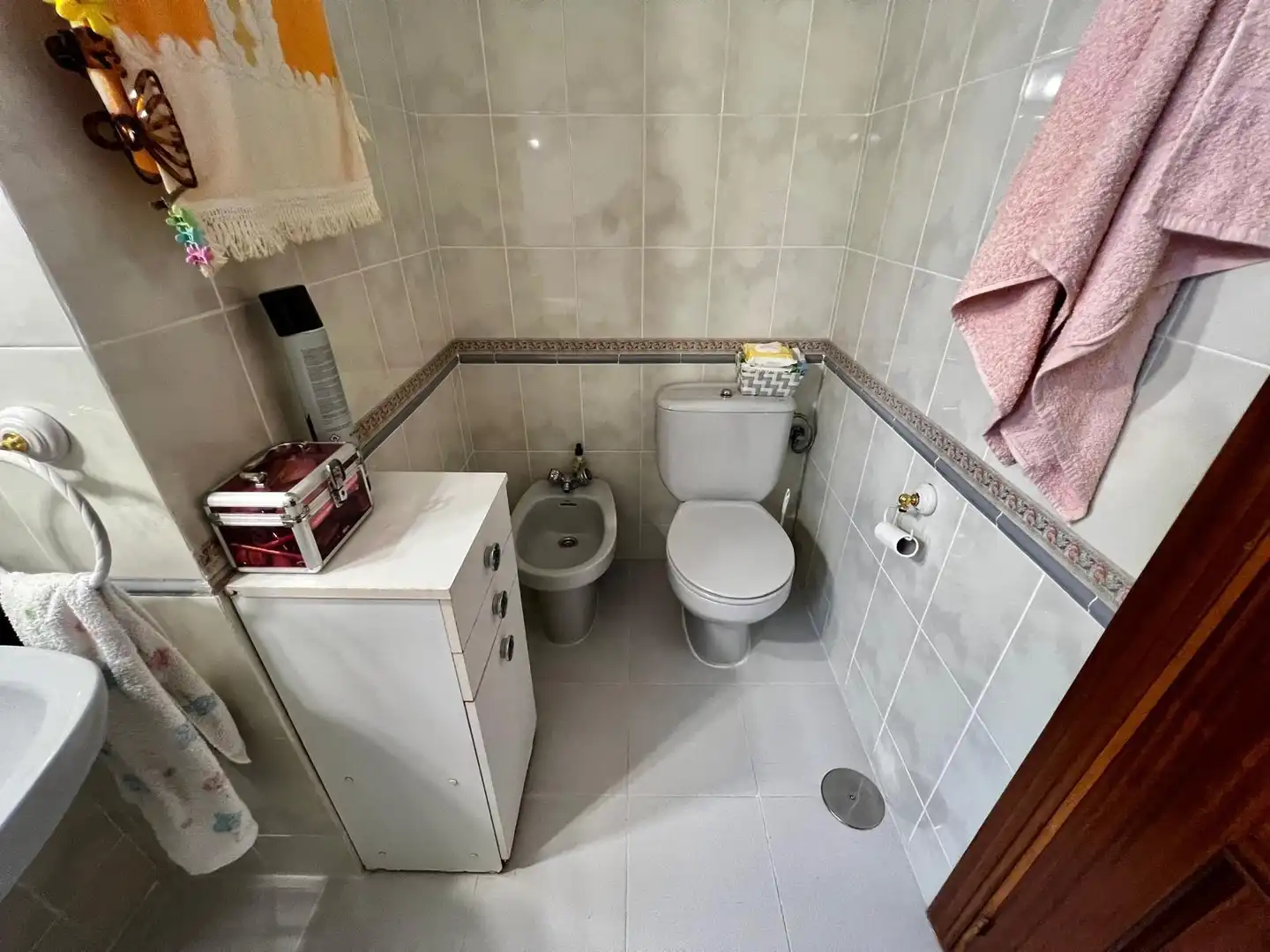 Bathroom of Flat for sale in Málaga  with Air Conditioner and Terrace