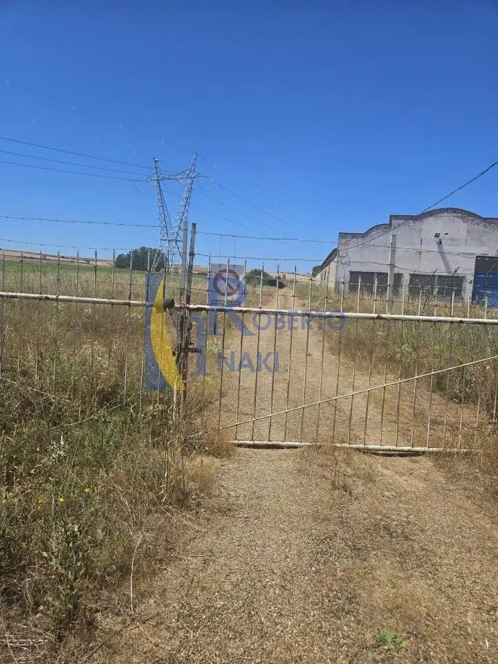 Nau industrial en venda en Villamañán