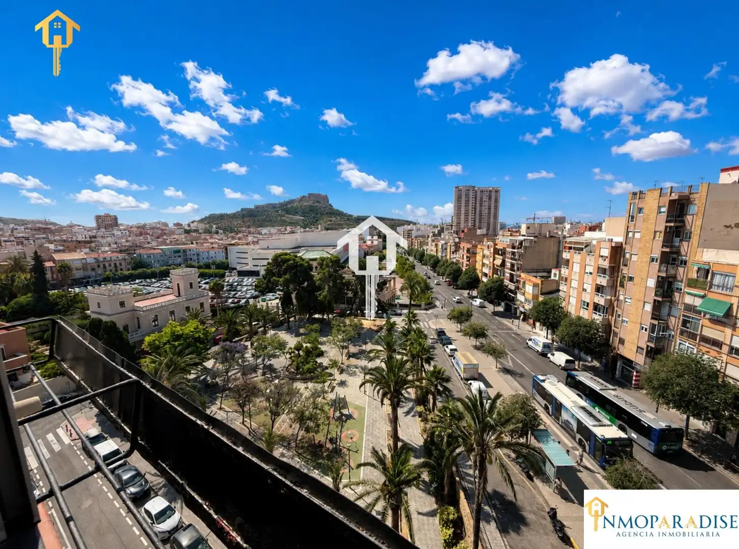 Vista exterior de Piso en venta en Alicante / Alacant con Amueblado
