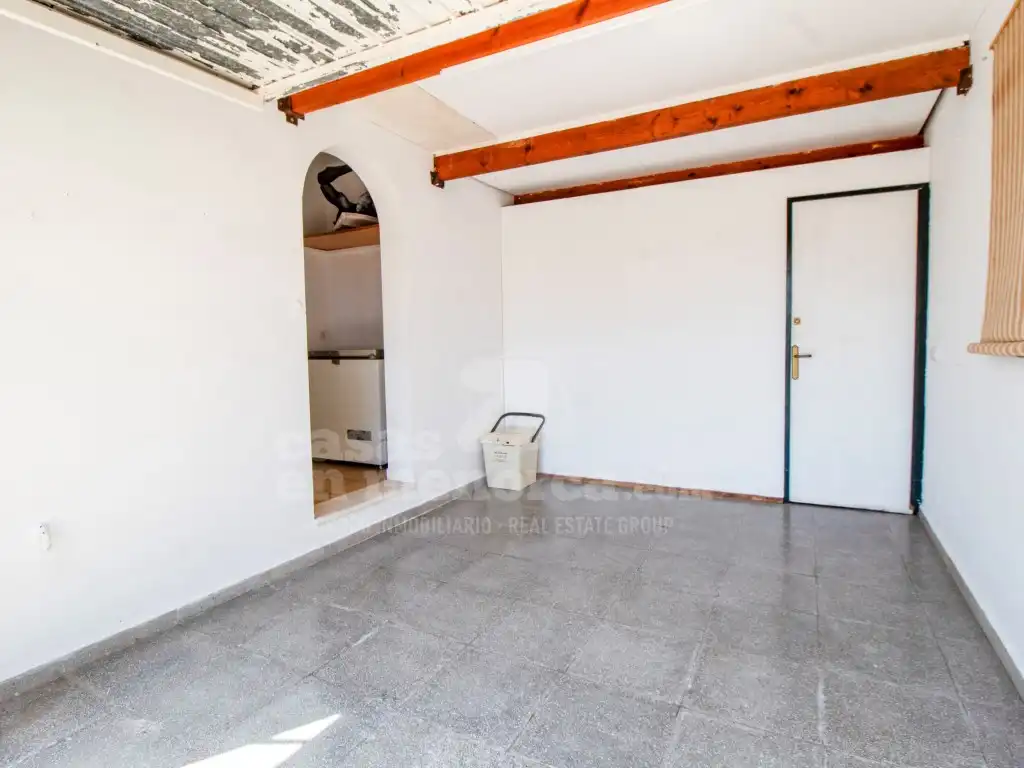 Finca rústica en venta en Es Castell con Aire acondicionado, Terraza y Piscina