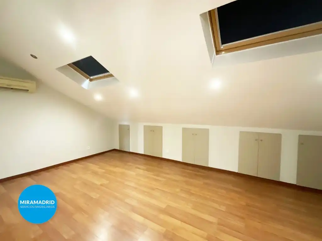 Detached homes for rent in Paracuellos de Jarama  with Air Conditioner and Swimming Pool