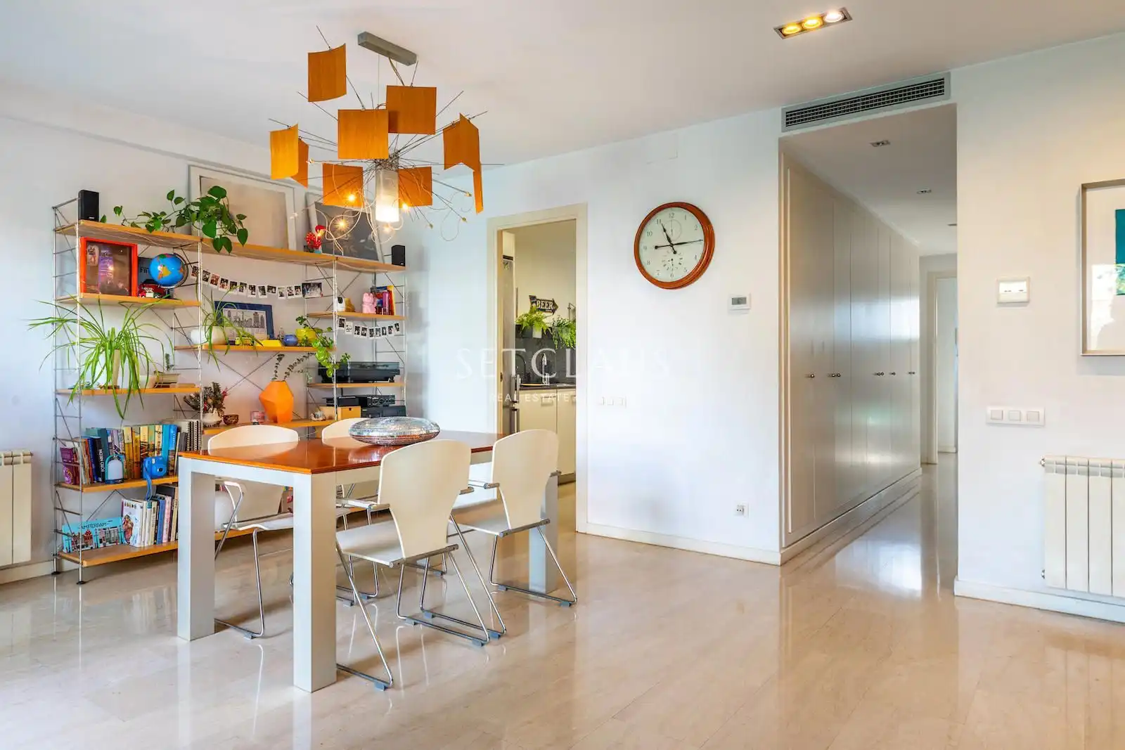 Comedor de Casa adosada en venta en Premià de Mar con Aire acondicionado, Calefacción y Jardín privado
