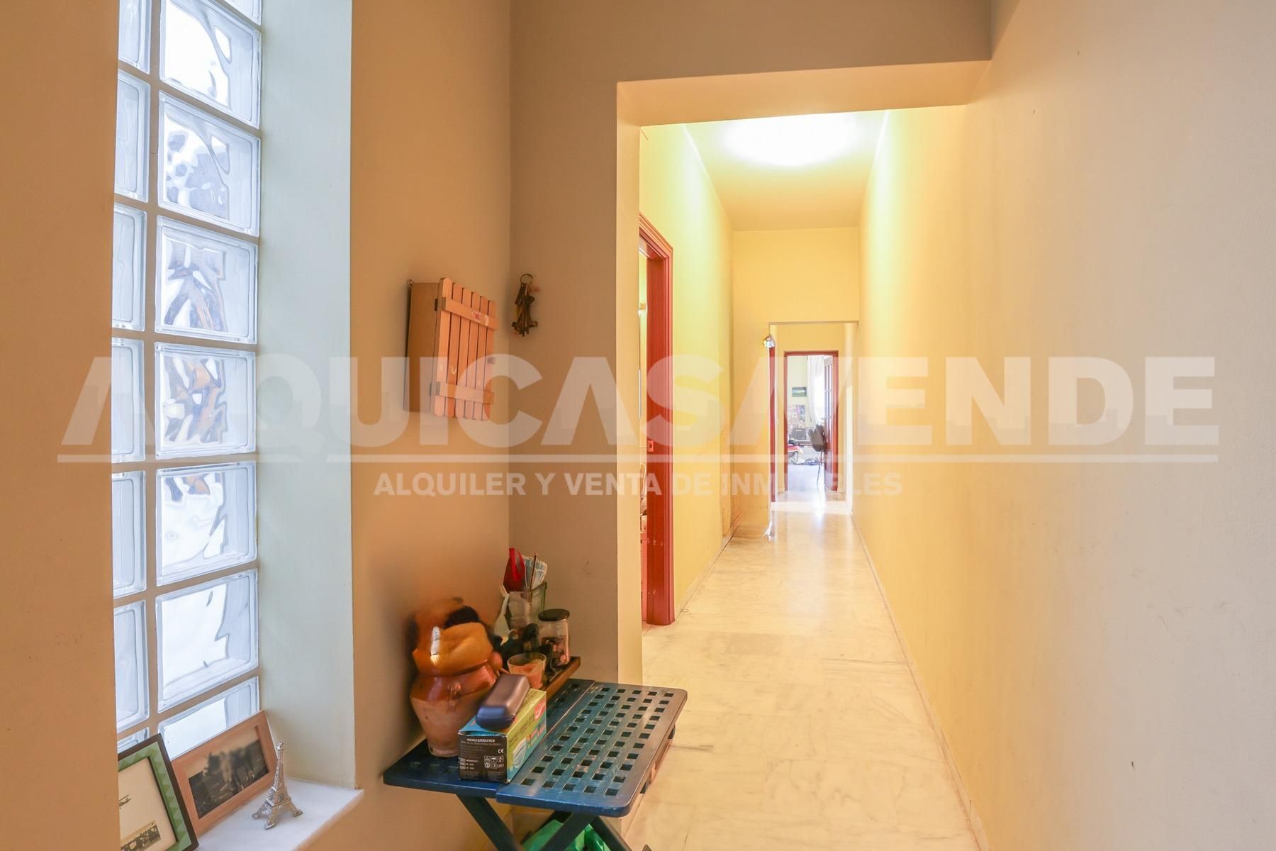 Flat for sale in  Sevilla Capital  with Air Conditioner