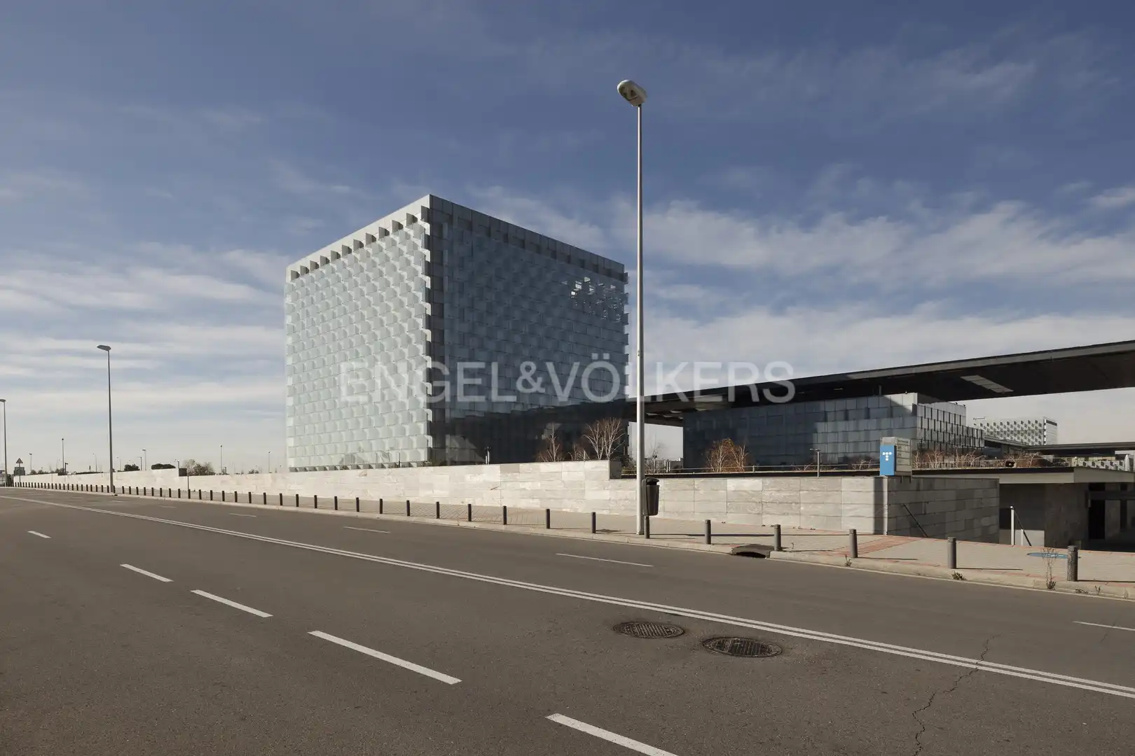 Vista exterior de Garaje en venta en Madrid