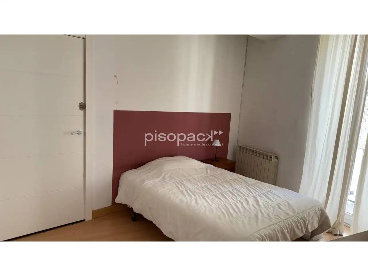 Bedroom of Flat for sale in  Pamplona / Iruña  with Heating, Parquet flooring and Storage room