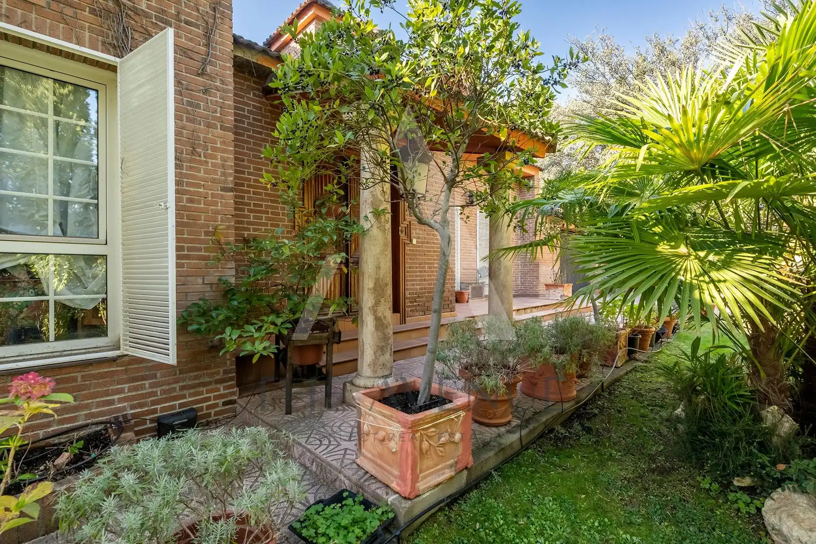 Jardín de Casa o chalet en venta en Las Rozas de Madrid con Calefacción, Jardín privado y Parquet
