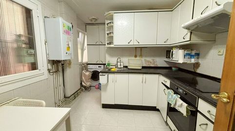Foto 4 de Piso en venta en Ugarte, Otxarkoaga, Bilbao