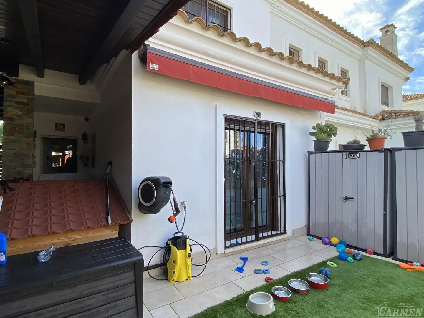 Garden of Houses for sale in Chiclana de la Frontera  with Air Conditioner, Heating and Storage room