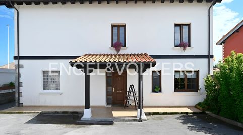 Foto 4 de Casa o xalet en venda a Soto de la Marina, Santa Cruz de Bezana